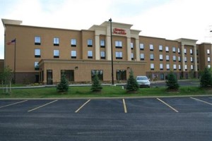 Hampton Inn & Suites Cleveland Mentor voted  best hotel in Mentor