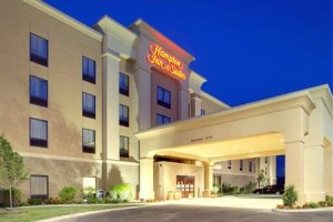 Hampton Inn and Suites - Greensburg Image