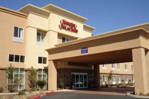 Hampton Inn & Suites Merced Image