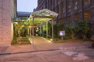 Hampton Inn & Suites - New Orleans Convention Center Image