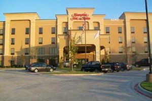 Hampton Inn and Suites Pine Bluff Image