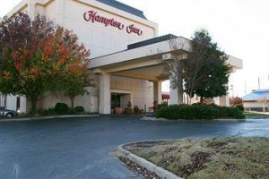 Hampton Inn Memphis-I-240 at Thousand Oaks Image