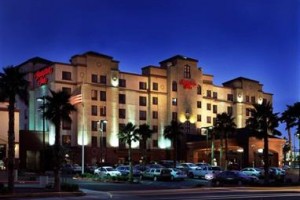 Hampton Inn Tropicana Image