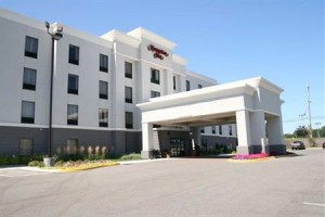 Hampton Inn Warsaw voted  best hotel in Warsaw 