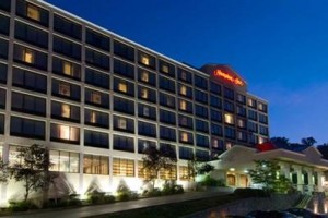 Hampton Inn White Plains Elmsford voted  best hotel in Elmsford