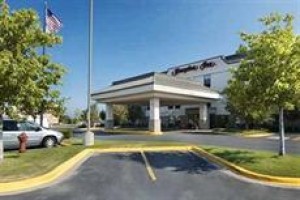 Hampton Inn Minneapolis/St. Paul/Woodbury voted 2nd best hotel in Woodbury