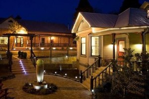 Hanford House Inn Image