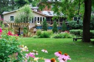 Harbourne-by-the-Lake Bed & Breakfast Image