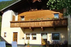 Haus am Brunnen Umhausen Image
