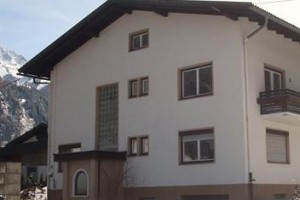 Haus Attos Image