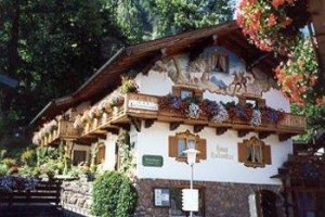 Haus Hubertus Reit im Winkl Image