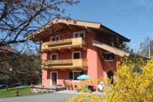 Haus Senoner Image