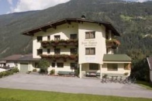 Hauser Pension Image