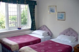 Heart In Hand Bed and Breakfast Swindon Image