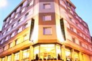 Helgon Hotel voted 5th best hotel in Lourdes