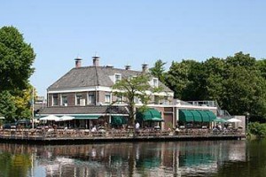 Het Rechthuis aan den Amstel voted  best hotel in Uithoorn
