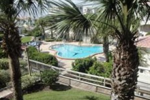 Hibiscus Oceanfront Resort Image