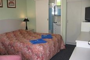 High Mountains Motor Inn Image
