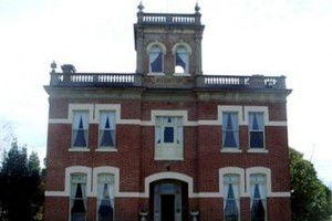 Highton Manor Image