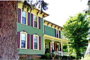 Hilltop Manor Bed and Breakfast voted 2nd best hotel in Millersburg