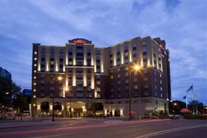 Hilton Garden Inn Minneapolis Downtown Image