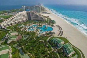 Hilton Resort Cancun Image