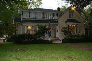 Woldert-Spence Manor Image