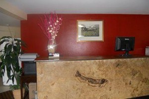 Hitching Post Inn Cheyenne Image