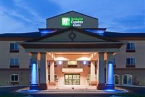 Holiday Inn Express Hotel & Suites Antigo Image