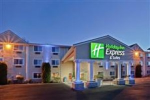 Holiday Inn Express Hotel & Suites Burlington voted 2nd best hotel in Burlington 