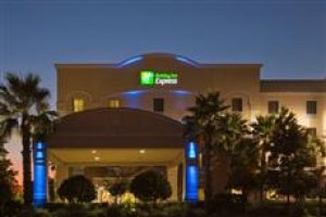 Holiday Inn Express Hotel & Suites Clearwater / US 19N Image