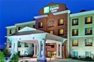 Holiday Inn Express Hotel & Suites Clinton (Mississippi) voted 2nd best hotel in Clinton 