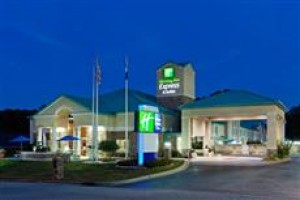 Holiday Inn Express Hotel & Suites Greenwood (South Carolina) voted 3rd best hotel in Greenwood 