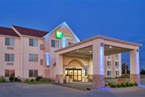 Holiday Inn Express Maryville voted  best hotel in Maryville 