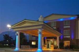 Holiday Inn Express Hotel & Suites Oxford (Mississippi) voted 2nd best hotel in Oxford 