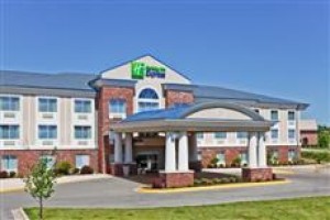 Holiday Inn Express Paragould voted  best hotel in Paragould