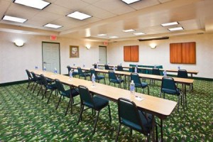 Holiday Inn Express Plant City Image