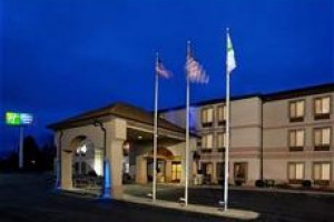 Holiday Inn Express Hotel & Suites Saint Clairsville voted 3rd best hotel in Saint Clairsville