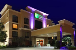 Holiday Inn Express & Suites Tyler South Image