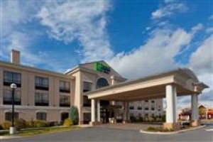Holiday Inn Express Hotel & Suites Winchester voted 6th best hotel in Winchester 
