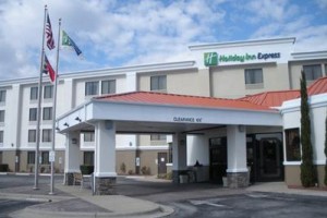 Holiday Inn Express Jacksonville (North Carolina) voted 8th best hotel in Jacksonville 