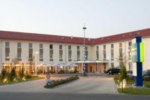 Holiday Inn Express Munich Airport Oberding voted 3rd best hotel in Oberding