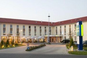 Holiday Inn Express Munich Airport Oberding Image