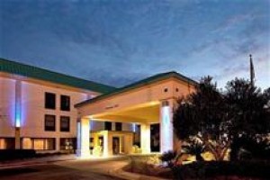 Holiday Inn Express Moss Point voted 2nd best hotel in Moss Point