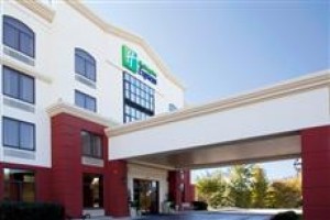 Holiday Inn Express Richmond Airport Sandston Image