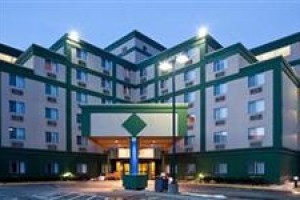 Holiday Inn Express Roseville - St Paul voted 5th best hotel in Roseville 