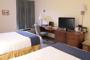 Holiday Inn Express San Jose Airport Image