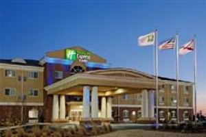 Holiday Inn Express & Suites Huntsville-Madison Image