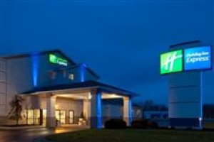 Holiday Inn Express Auburn-Touring Dr Image