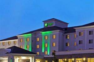 Holiday Inn & Suites Airport voted 3rd best hotel in Bloomington 